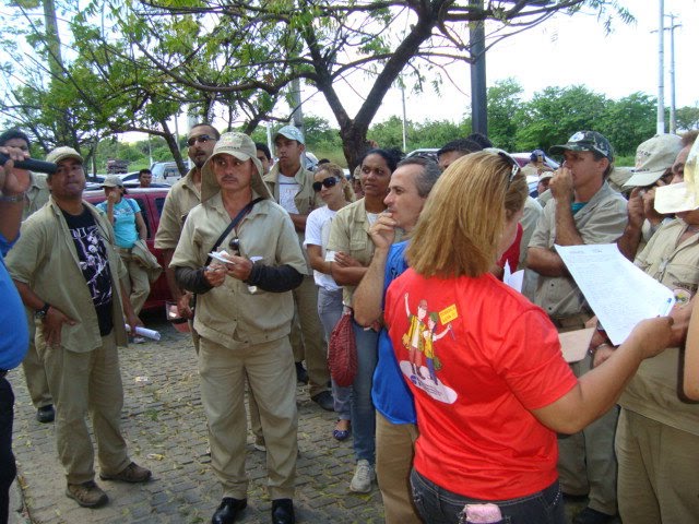 Entraram em greve os  Agentes de Endemias de Caucaia Ceará 